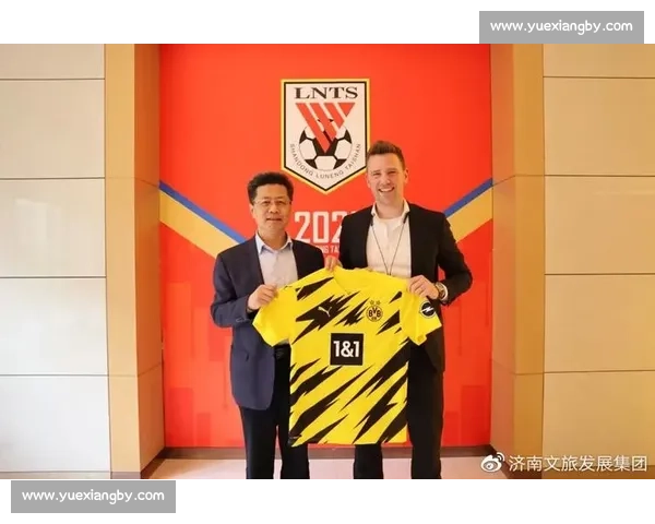 多特蒙德东亚主管携吉祥物艾玛助力常州队,青训合作再谱新篇 多特蒙德东亚主管携吉祥物艾玛助力常州队,青训合作再谱新篇